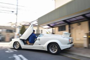 カウンタックの車庫入れ修行中 撮影／池之平昌信